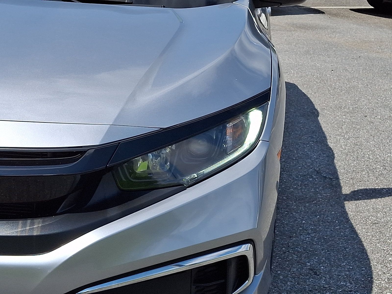 Used 2020 Honda Civic LX image 8
