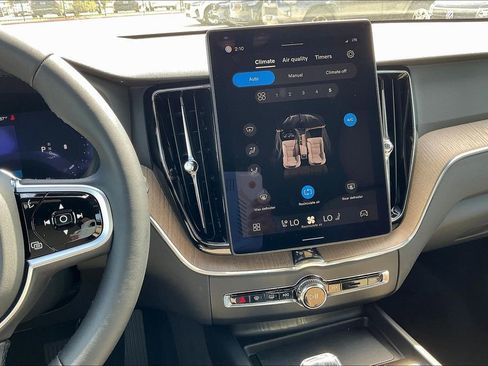 New 2026 Volvo XC60 B5 Plus w/ Protection Package Premier image 18