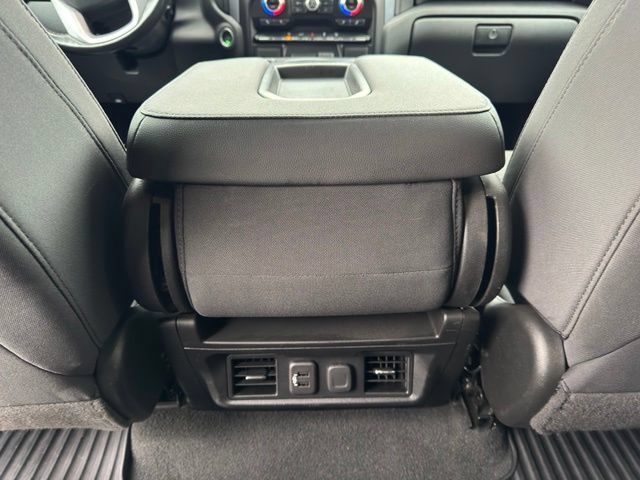 Used 2020 GMC Sierra 1500 SLE w/ SLE Value Package AWD/4WD image 9