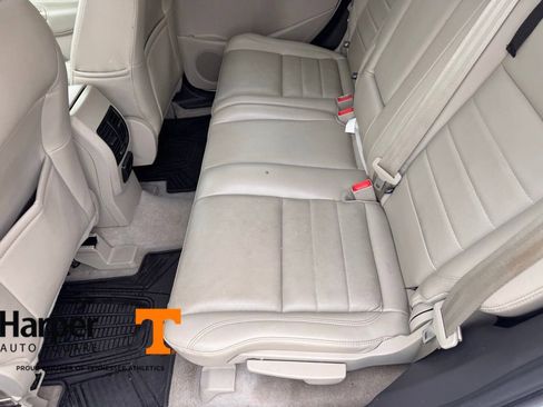 Used 2015 Ford Escape SE w/ Equipment Group 201A image 10