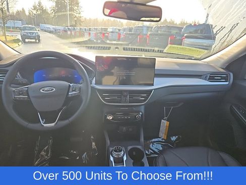 New 2025 Ford Escape SE w/ PHEV Premium Package FWD image 9