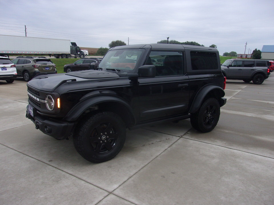 Used 2024 Ford Bronco Black Diamond AWD/4WD image 6