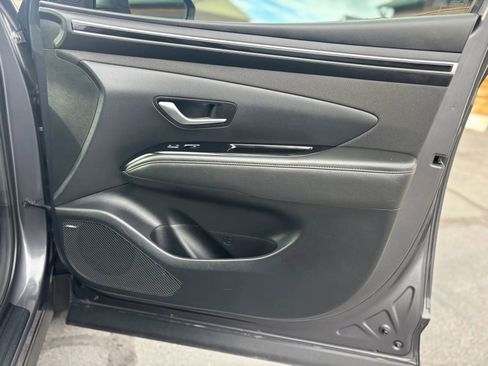 Used 2022 Hyundai Tucson Limited w/ Cargo Package image 21