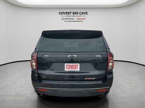 Used 2022 Chevrolet Suburban RST w/ Sport Performance Package image 8