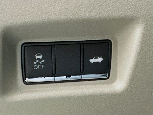 Used 2014 INFINITI Q50 Premium w/ Navigation Package image 16