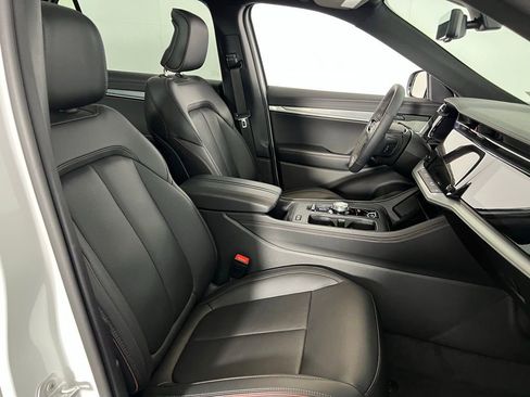 Used 2024 Jeep Wagoneer Launch Edition image 42