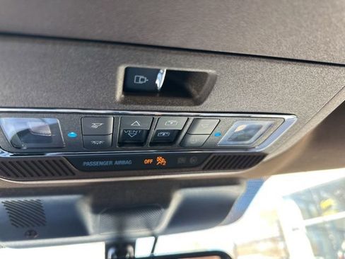 Used 2025 Ford F150 King Ranch image 31