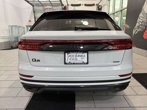 Used 2021 Audi Q8 Prestige w/ Prestige Package AWD/4WD image 4