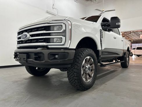 Used 2024 Ford F250 King Ranch w/ FX4 Off-Road Package AWD/4WD image 25