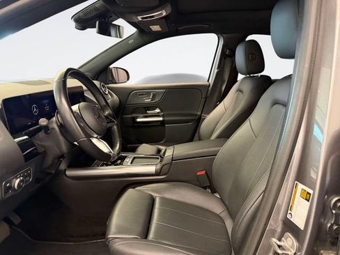 Used 2024 Mercedes-Benz GLA 250 4MATIC image 18