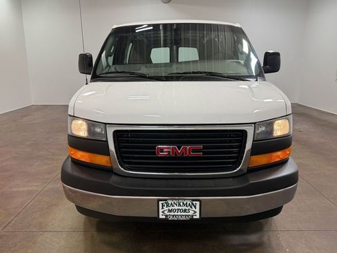 Used 2017 GMC Savana 2500 image 44