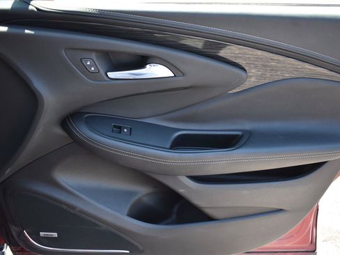 Used 2017 Buick Envision Premium AWD/4WD image 10