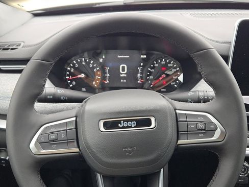 New 2026 Jeep Compass Latitude image 31