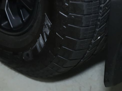 Used 2025 Toyota 4Runner TRD Off-Road Premium image 37