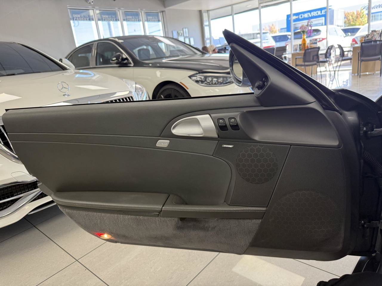 Used 2005 Porsche Boxster S RWD image 9