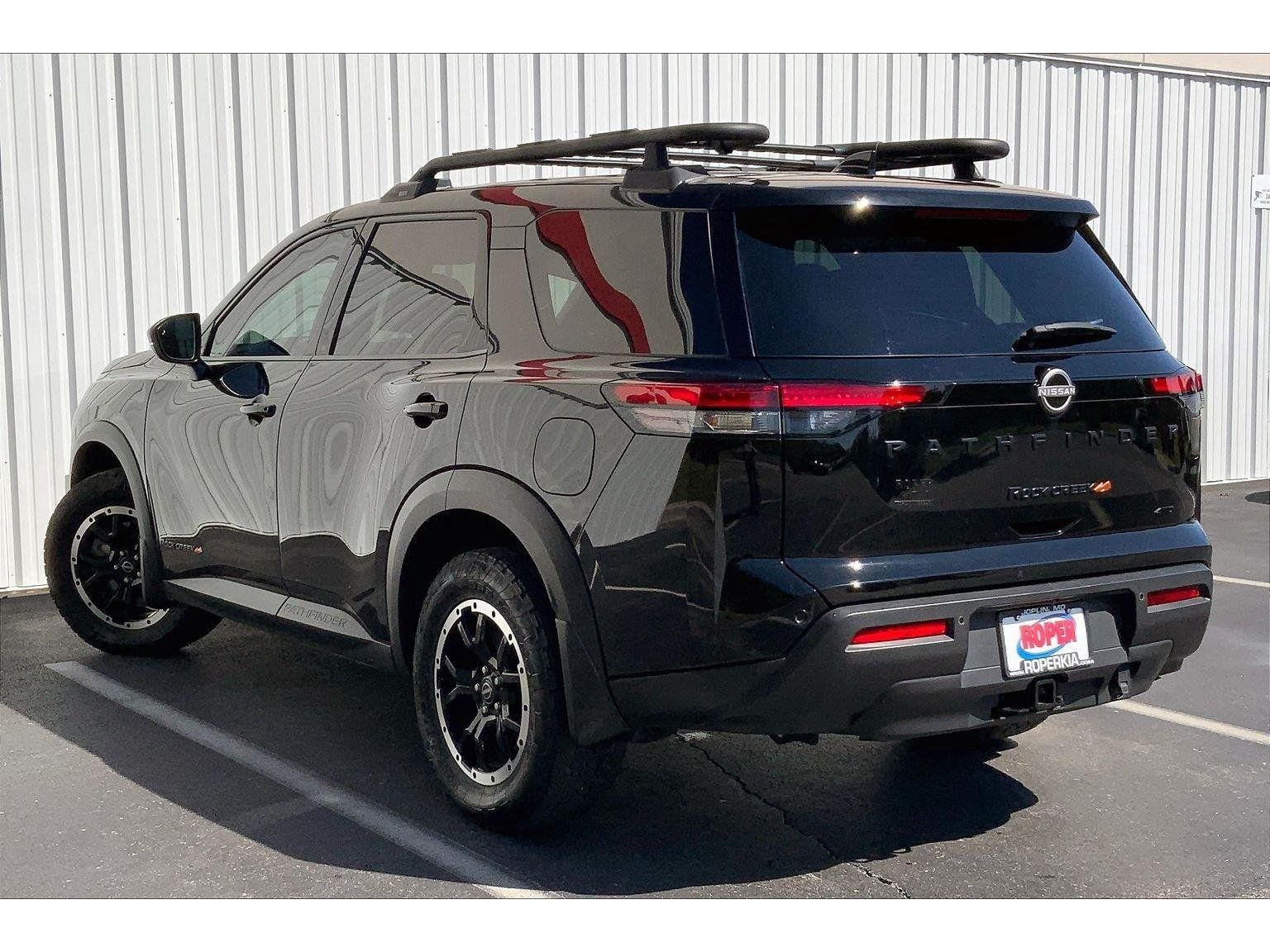 Used 2024 Nissan Pathfinder Rock Creek AWD/4WD image 10