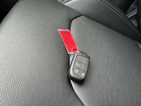 New 2025 Jeep Compass Limited image 26