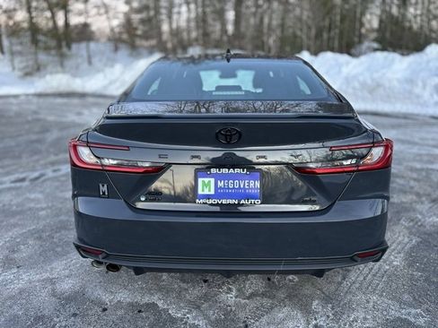 Used 2025 Toyota Camry SE w/ Convenience Package image 7