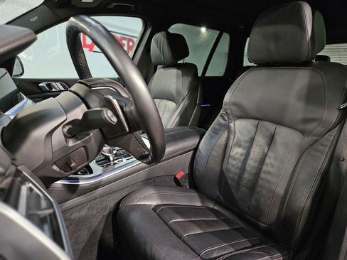 Used 2022 BMW X5 xDrive40i w/ Premium Package image 24