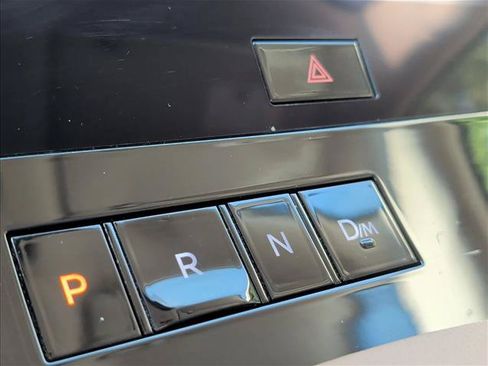 Used 2025 INFINITI QX80 Luxe AWD/4WD image 8