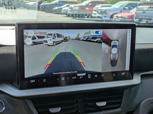 Certified 2025 Ford Explorer Platinum w/ Ultimate Package image 27