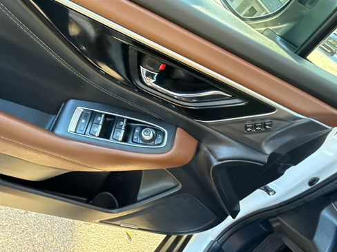 Used 2021 Subaru Outback Touring w/ Popular Package #2 image 19