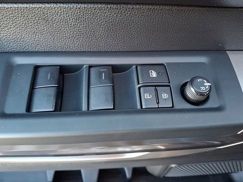 Used 2022 Toyota Tundra SR5 image 26