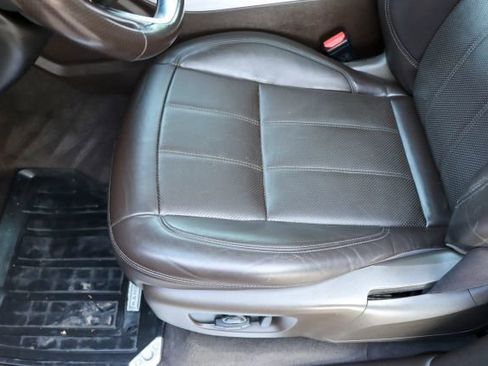 Used 2018 Land Rover Range Rover Sport HSE image 16