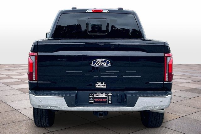 Used 2025 Ford F150 Lariat w/ Equipment Group 501A Mid AWD/4WD image 4