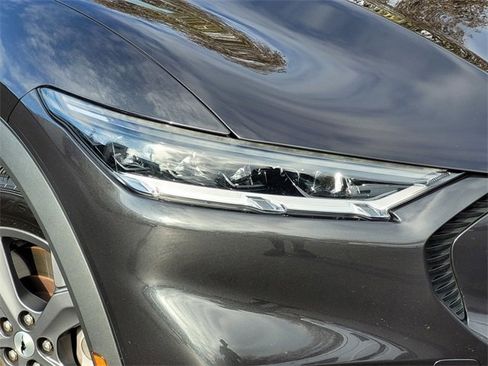 Certified 2022 Ford Mustang Mach-E Select image 13