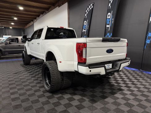 Used 2017 Ford F450 Lariat w/ Lariat Ultimate Package image 3