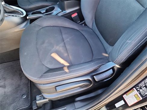 Used 2018 Kia Soul Base w/ Convenience Package image 14