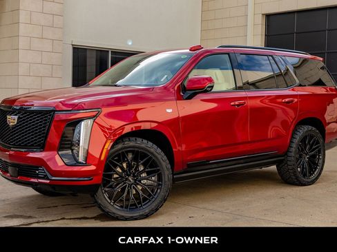 Used 2025 Cadillac Escalade Sport Platinum w/ LPO, Floor Liner Package image 5