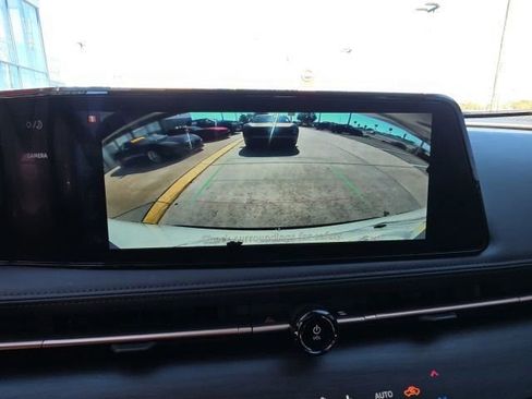 Used 2023 Nissan Ariya AWD image 20