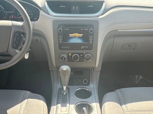 Used 2017 Chevrolet Traverse LS image 20