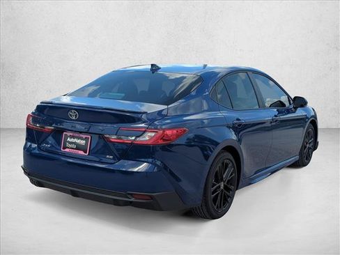 Certified 2026 Toyota Camry SE FWD image 5