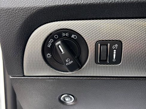 Used 2018 Dodge Durango GT w/ Premium Group image 16