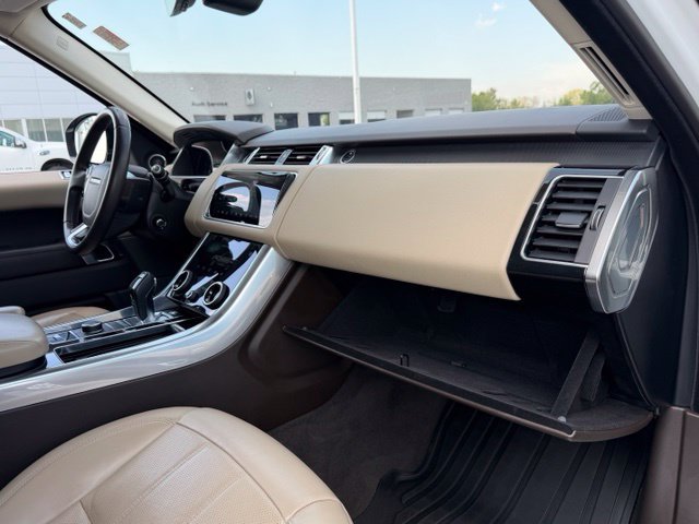 Used 2020 Land Rover Range Rover Sport HSE AWD/4WD image 11