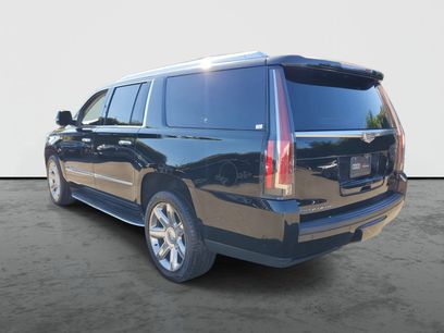 Used 2018 Cadillac Escalade ESV Luxury