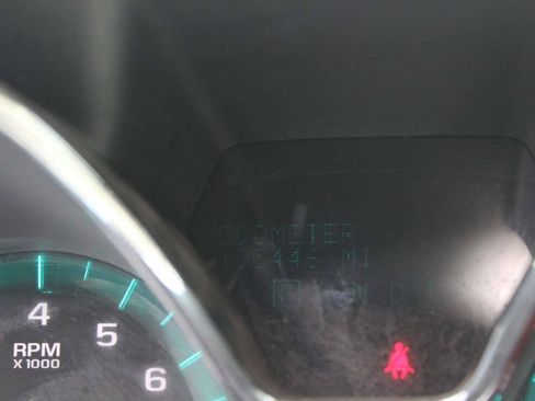 Used 2014 Chevrolet Traverse LS FWD image 8