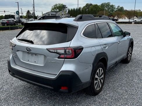 Used 2024 Subaru Outback Premium AWD/4WD image 7