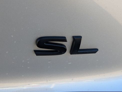 Certified 2024 Nissan Pathfinder SL w/ Black Appearance Package image 8