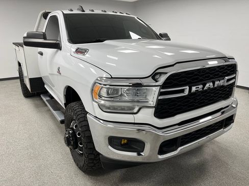 Used 2022 RAM 3500 Tradesman AWD/4WD image 2