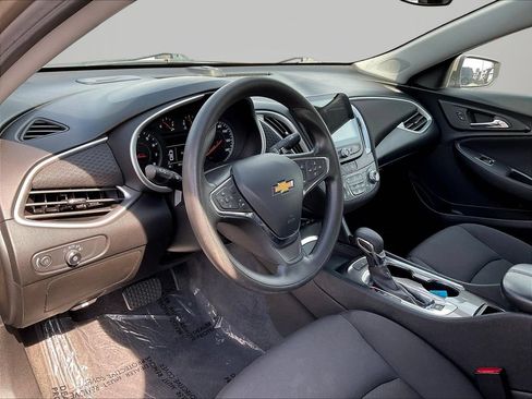 Used 2023 Chevrolet Malibu LT FWD image 18