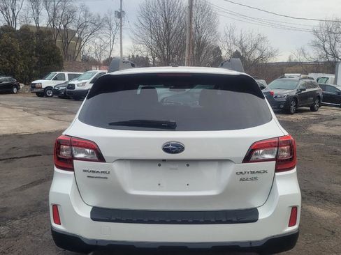 Used 2015 Subaru Outback 2.5i Premium image 7