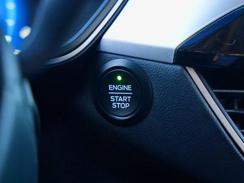 Used 2020 Ford Escape SE Sport image 24