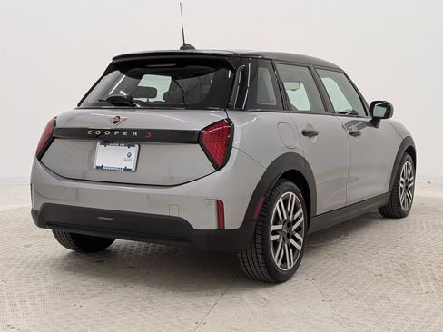 Used 2025 MINI Cooper S image 9
