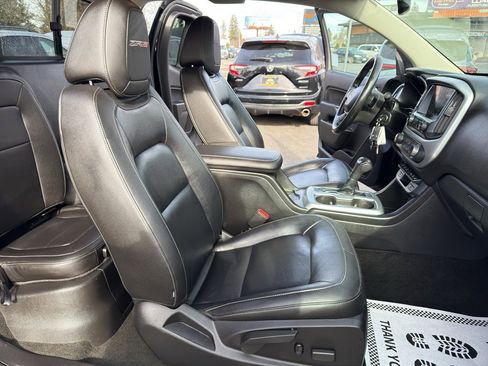 Used 2018 Chevrolet Colorado ZR2 image 16