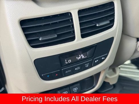 Used 2020 Acura MDX FWD image 14