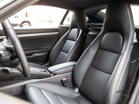 Certified 2024 Porsche 718 Cayman GTS image 5